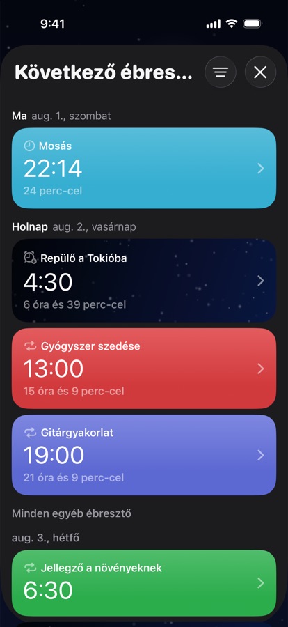 Közelgő ébresztők napok szerint csoportosítva