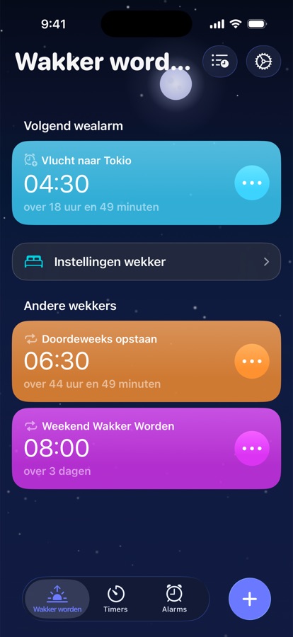 Het tabblad Opstaan, met de volgende wekker en de andere wekkers