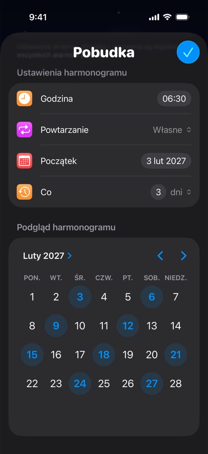 Własny harmonogram pobudek powtarzający się co trzy dni, z podglądem kalendarza